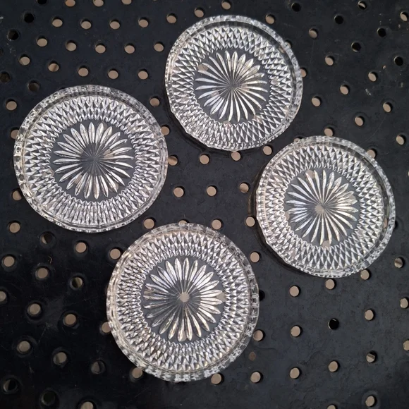 Crystal Glass Coaster Set of 4 Vintage Drink Holder or Trinket Dishes Clear - Picture 3 of 16